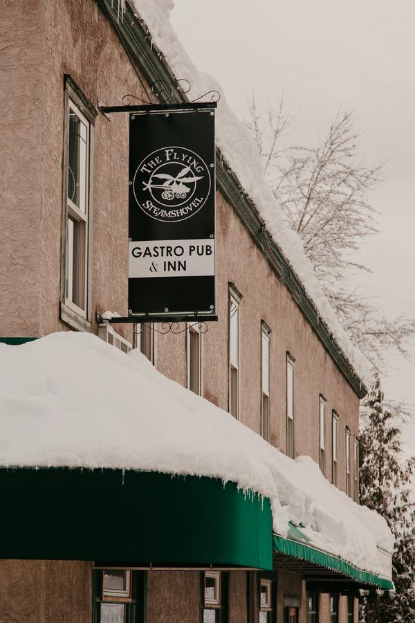 The Flying Steamshovel Inn Россленд Екстер'єр фото